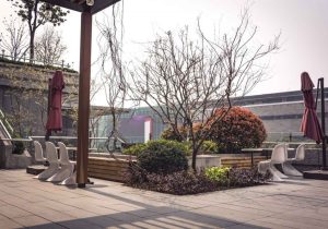 Landscaping for curb design