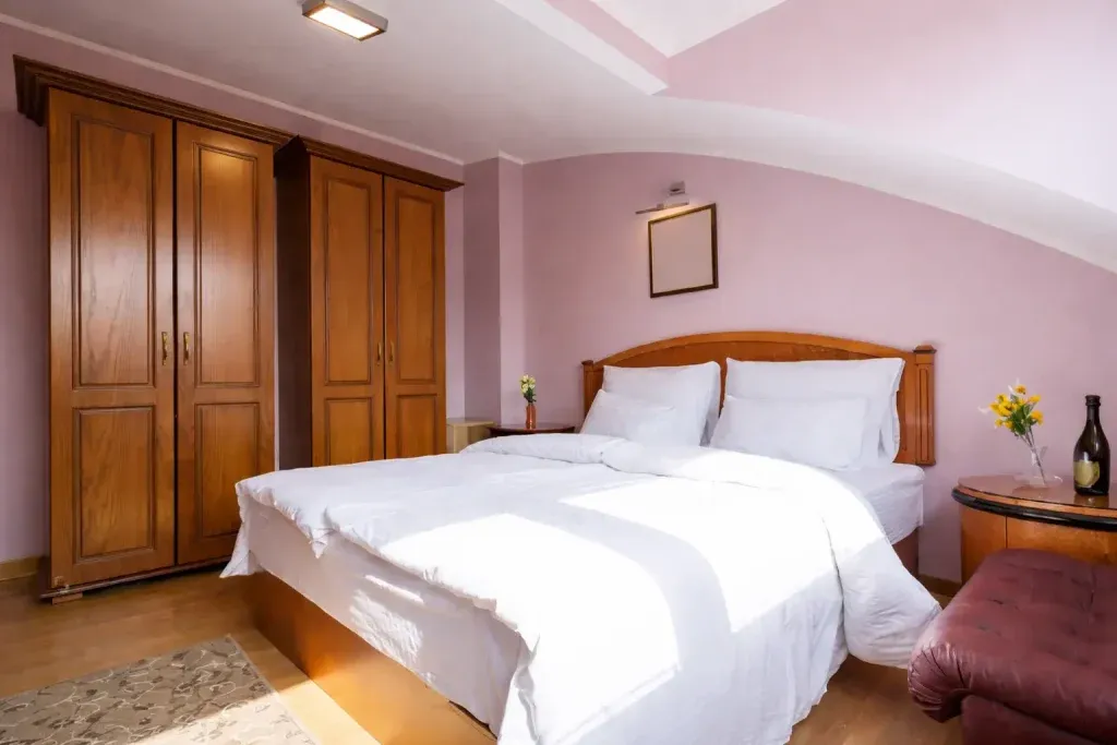 Ignoring the bed–wardrobe relationship